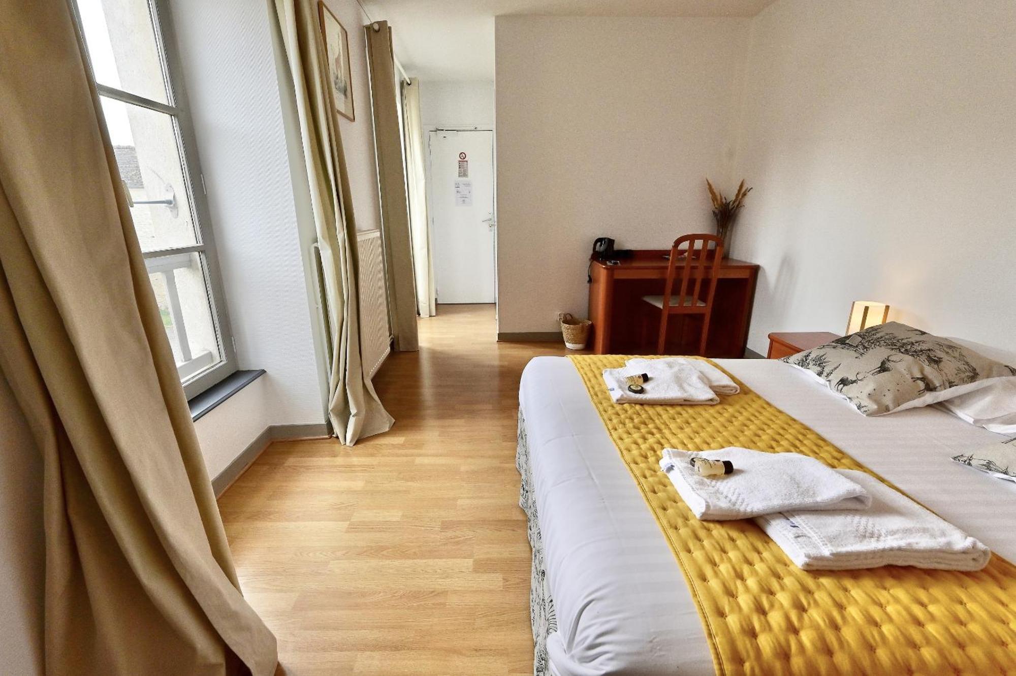 Hotel La Cuisine Des Lulus Montainville  Екстериор снимка