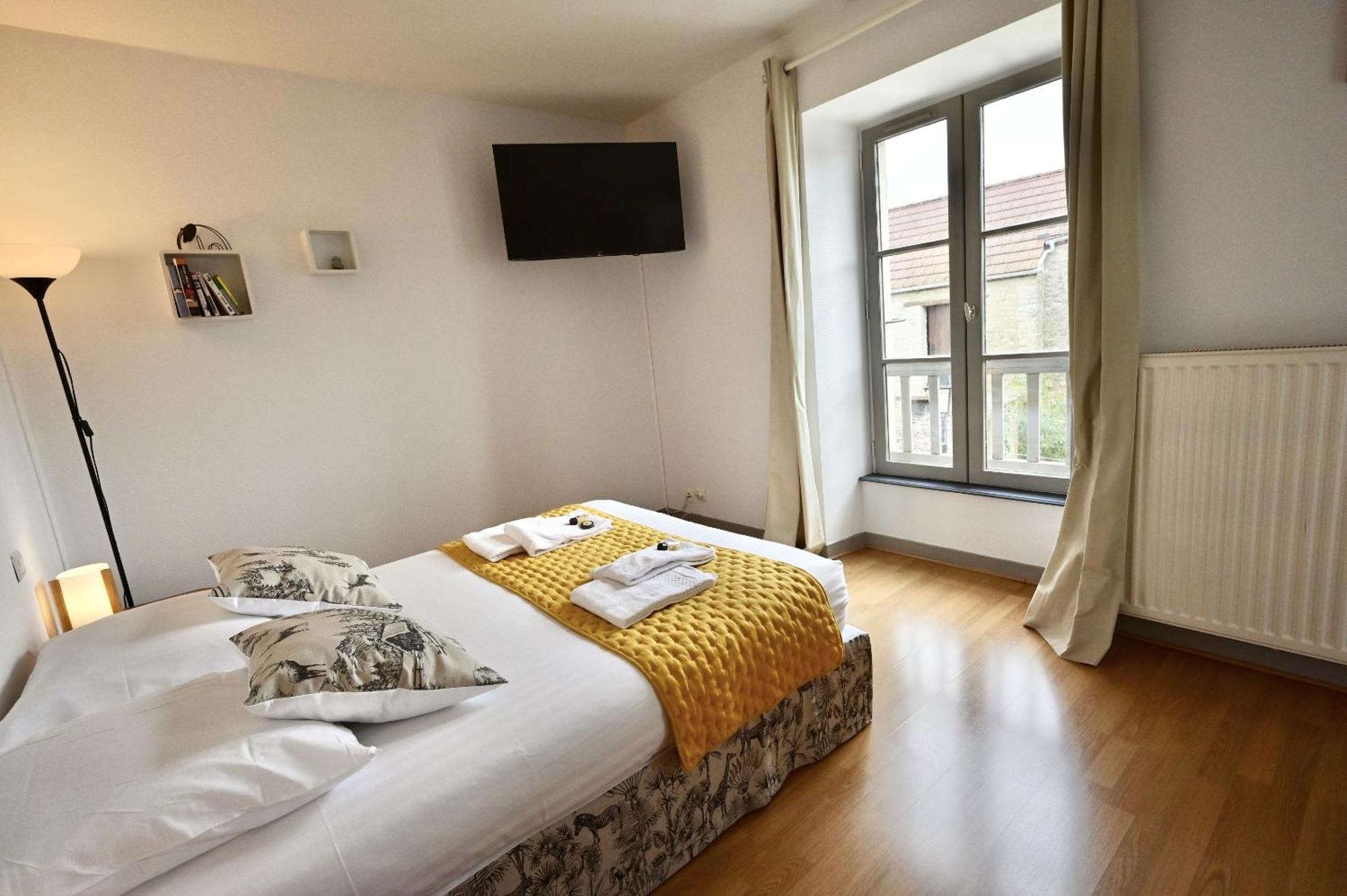 Hotel La Cuisine Des Lulus Montainville  Екстериор снимка