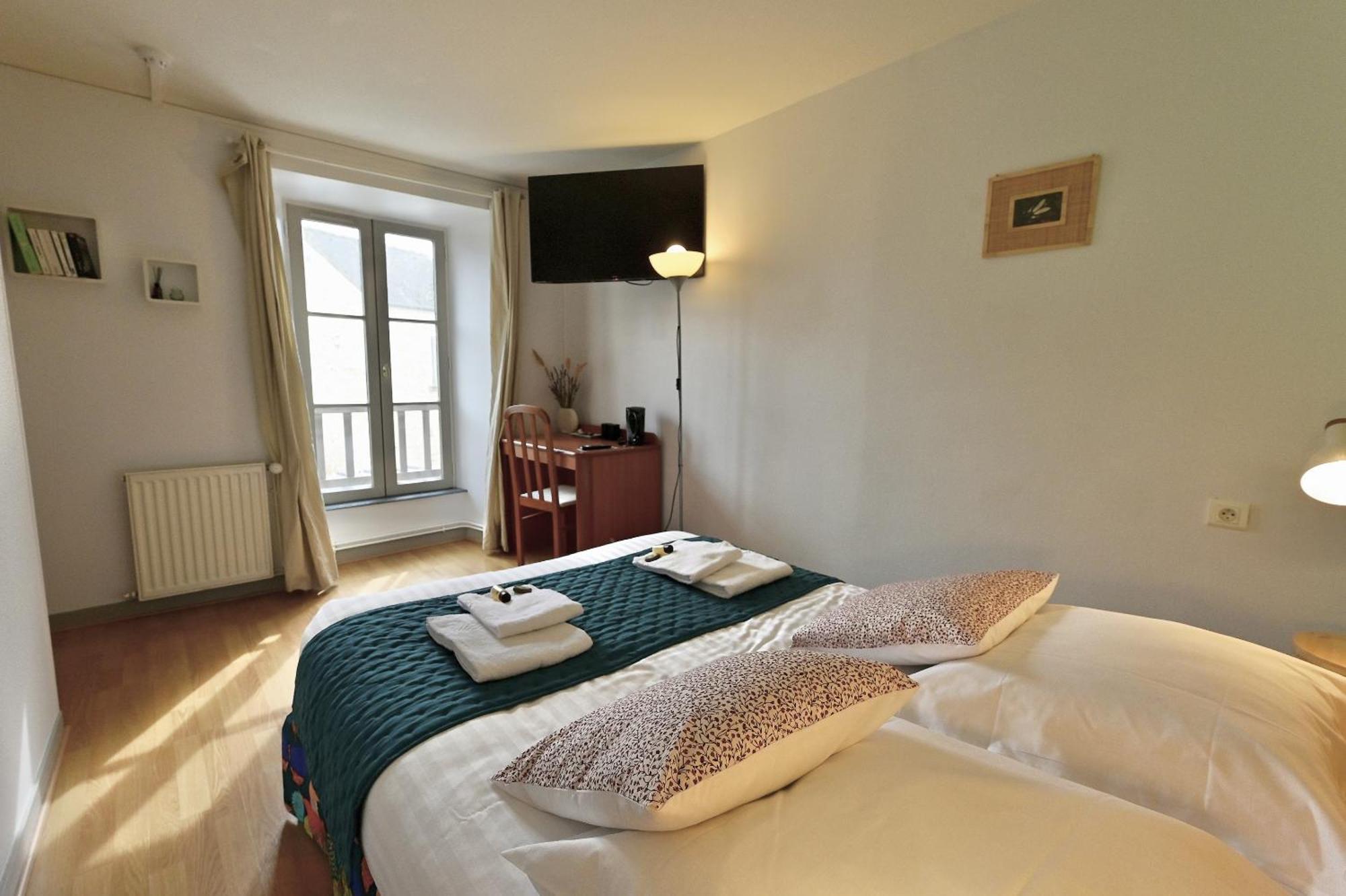 Hotel La Cuisine Des Lulus Montainville  Стая снимка