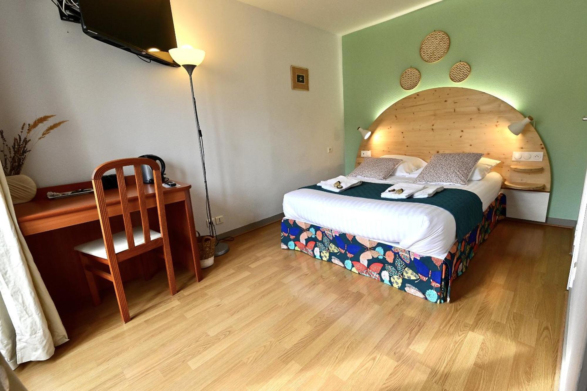 Hotel La Cuisine Des Lulus Montainville  Стая снимка