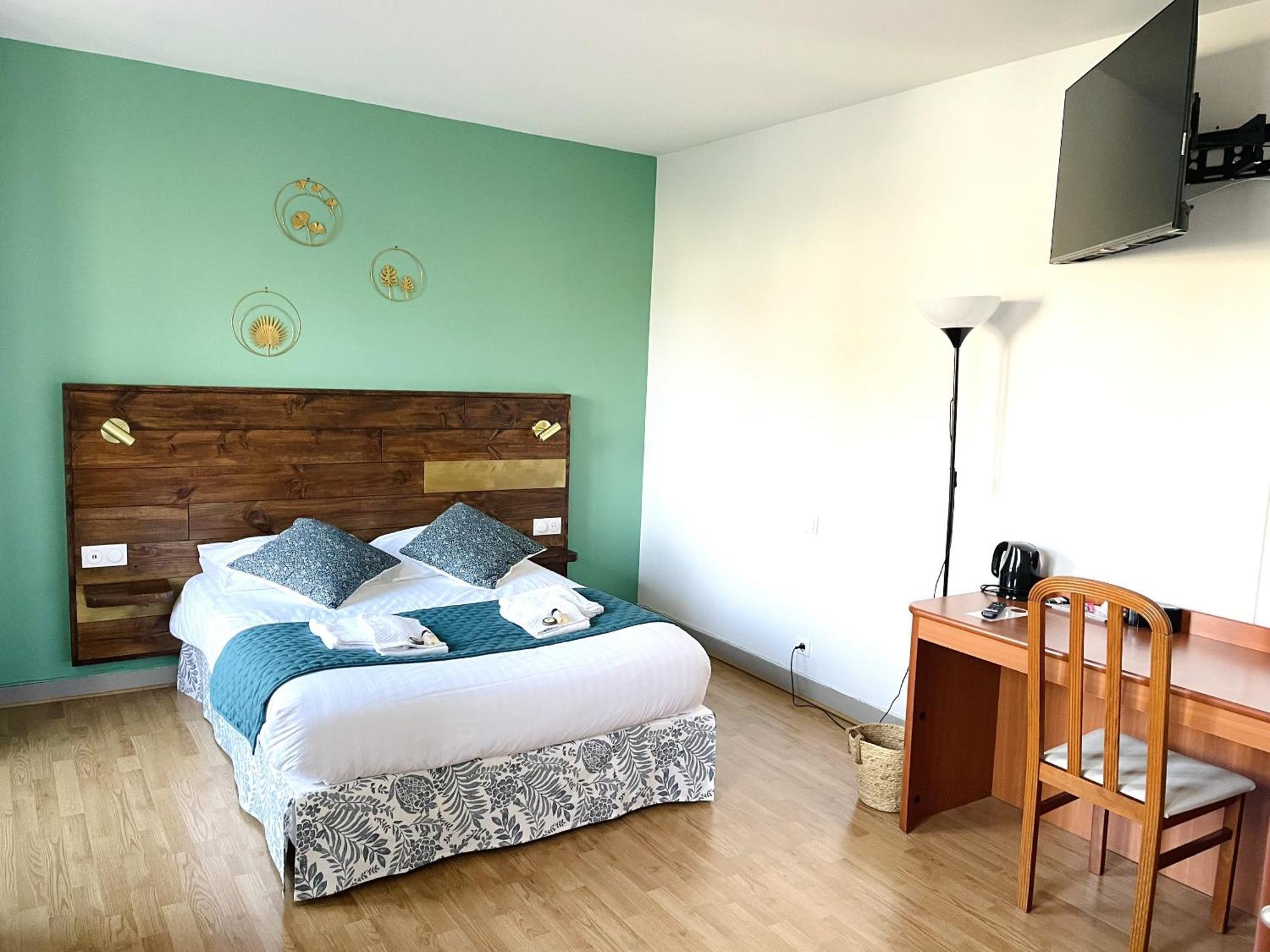 Hotel La Cuisine Des Lulus Montainville  Стая снимка